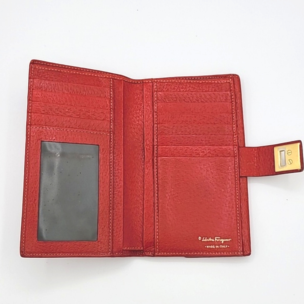 Salvatore Ferragamo Gancini bifold red leather wallet - Picture 10 of 16